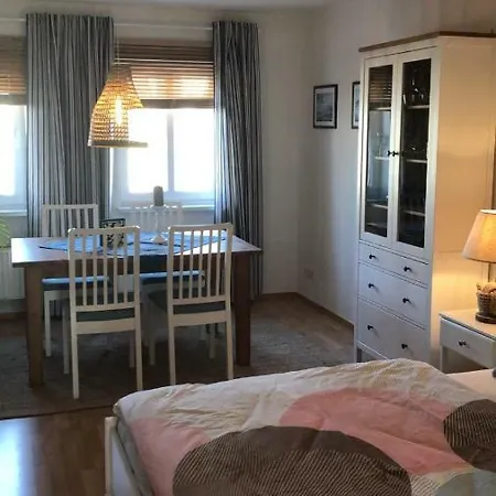 Preiswert Und Strandnah Apartment
